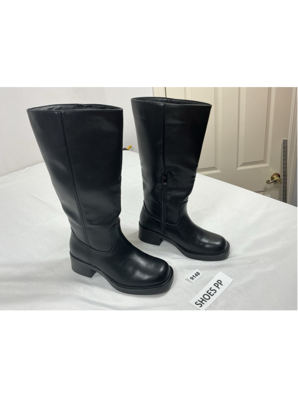 Womans Excellent Dream Pairs Pull On Knee High Riding Boots Size 7.5 Black